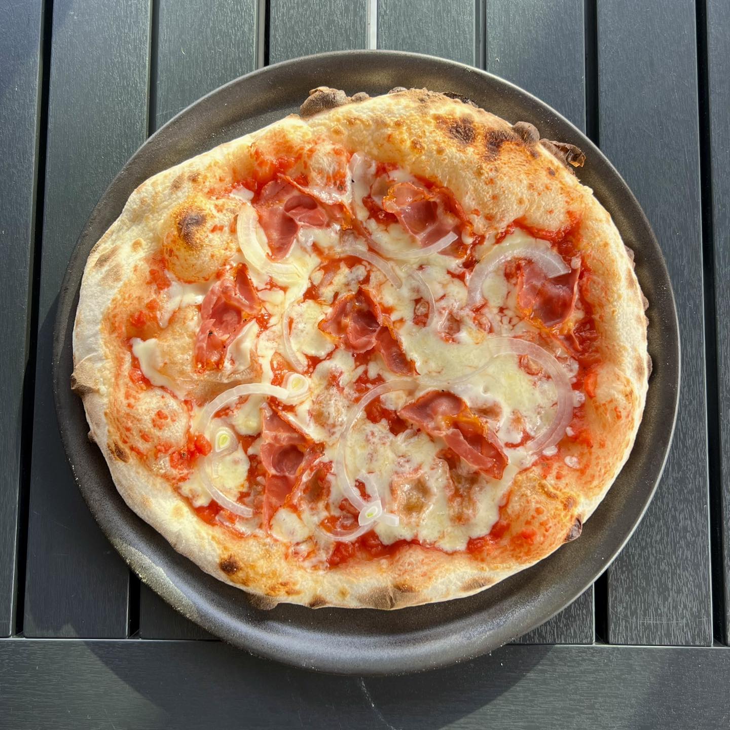 Wood-fired Forno Pizza